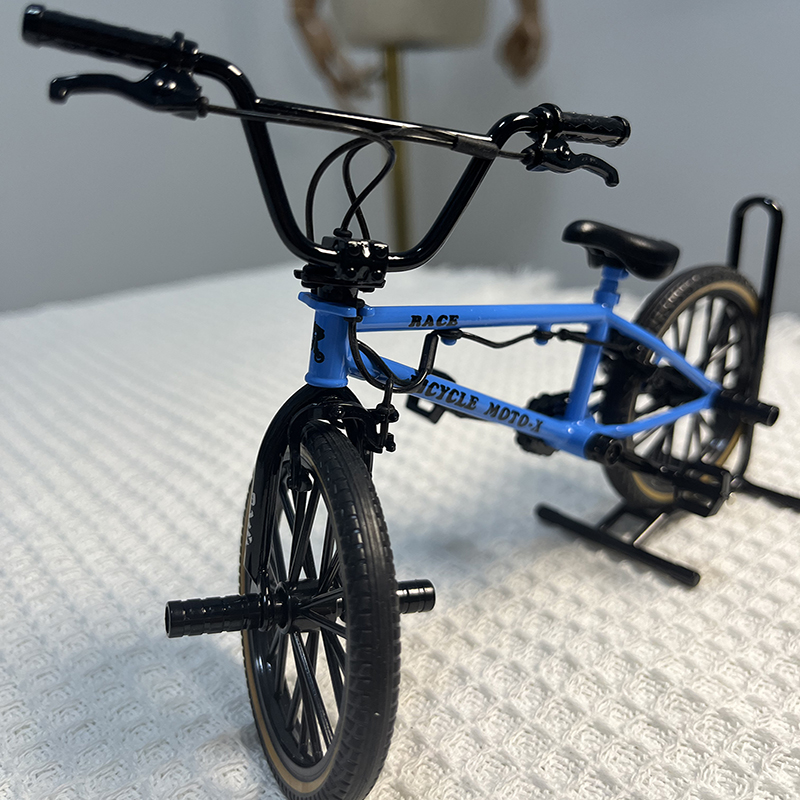 Mountain Biking Gifts - 1:8 نموذج صغير سبيكة دراجة مع